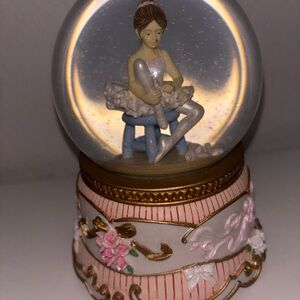 SAN FRANCISCO MUSIC BOX COMPANY BALLERINA SNOW GLOBE Beautiful Condition